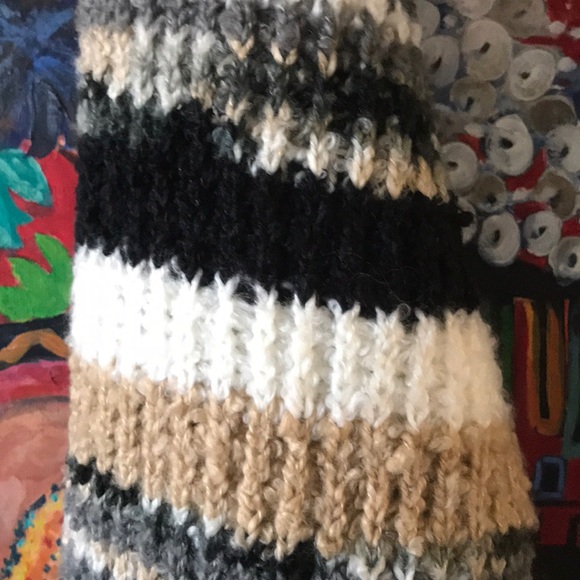 Scarf - Picture 4 of 4